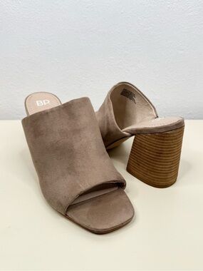 BP. Callum Mule Sandals Womens 8.5 Brown Beige Open Toe Block Heel Slip On